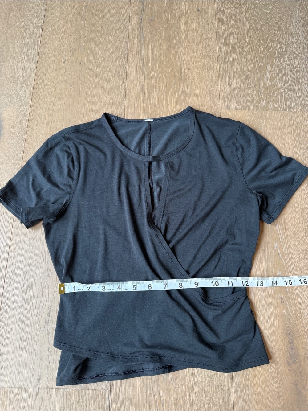lululemon athletica Black Short Sleeve Tee with Crossover Front - Picture 4 of 5